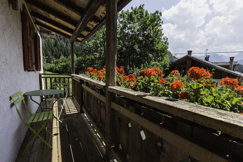 Maso Franceschella Bed & Breakfast Carano  Exterior foto