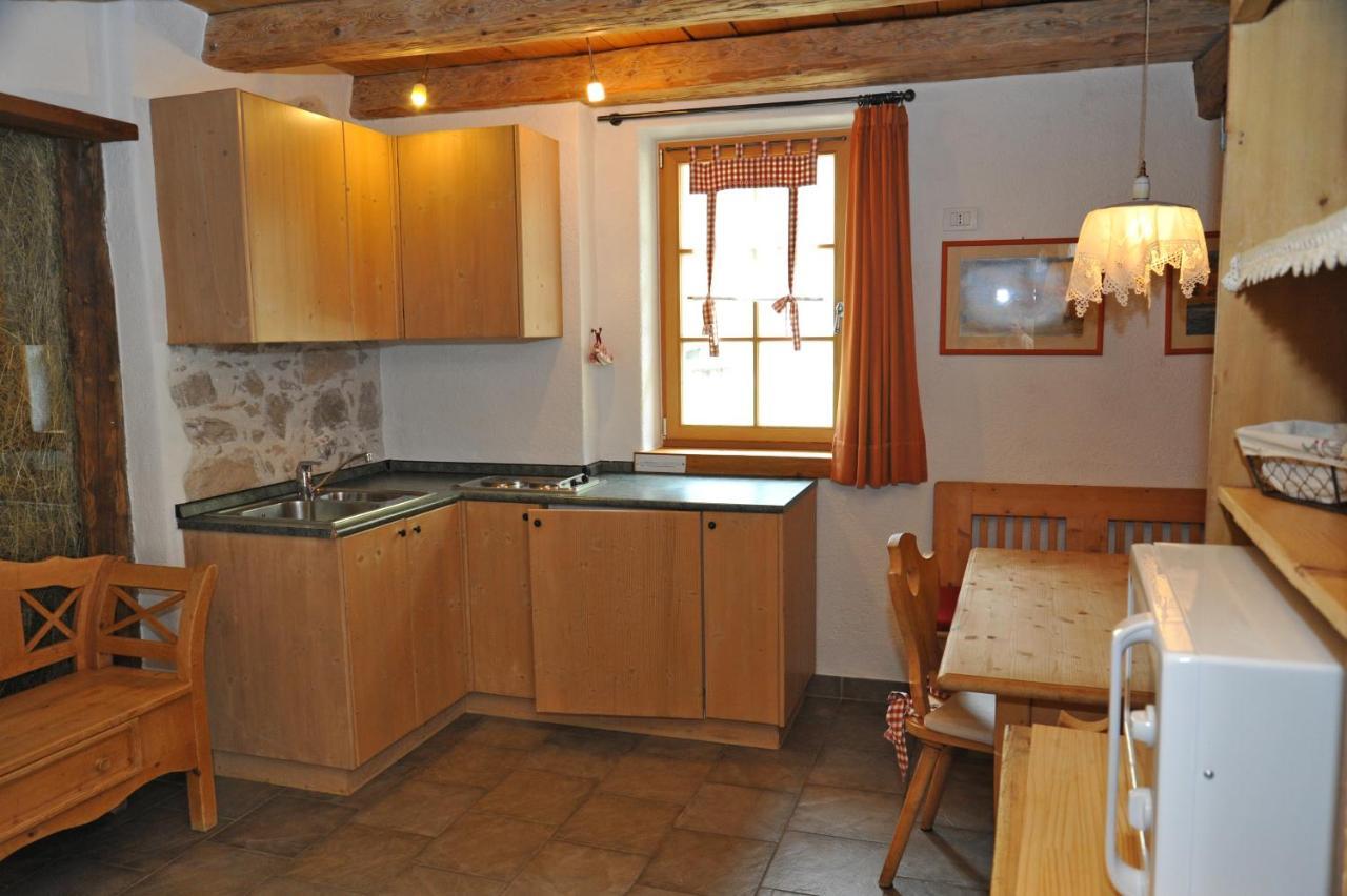 Maso Franceschella Bed & Breakfast Carano  Exterior foto